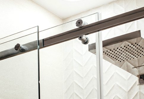 Frameless Shower Screen & Tub Enclosures in Mauritius
